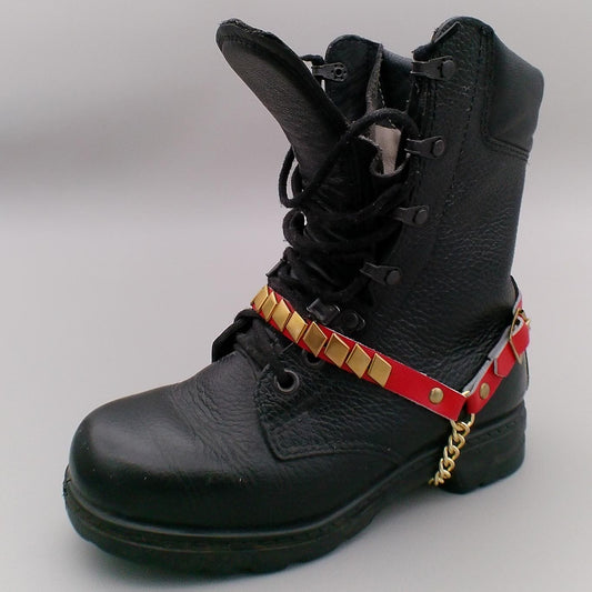 Bootstrap Diamond Stud