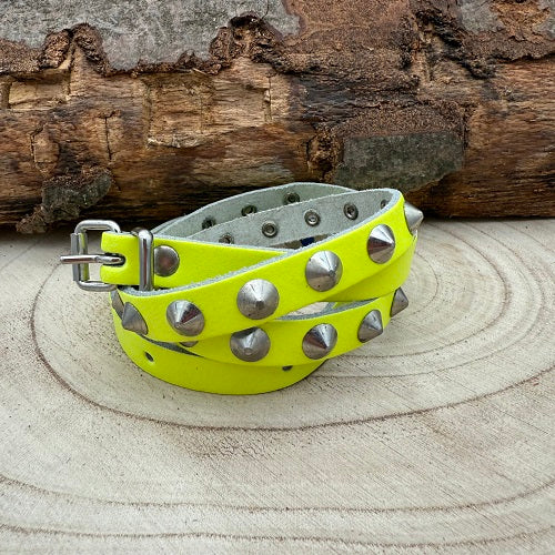 belt_leather-conical-studs-yellow