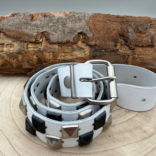 real-leather-belt-in-white-with-two-rows-of-pyramid-studs-in-silver-and-black