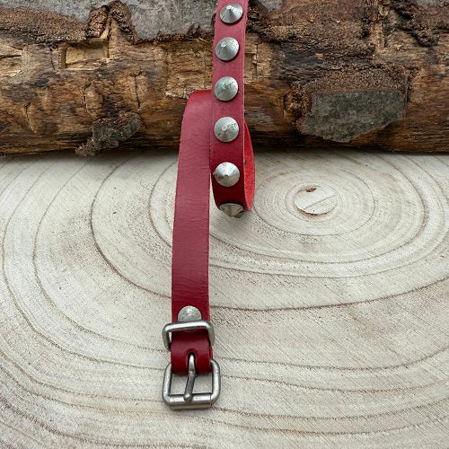 belt_leather-conical-studs-red