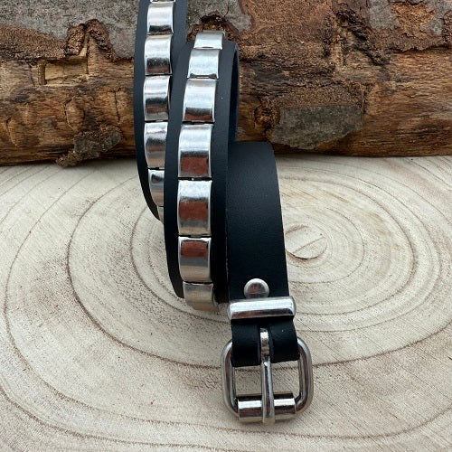 belt_leather-half-cylinder-studs-black