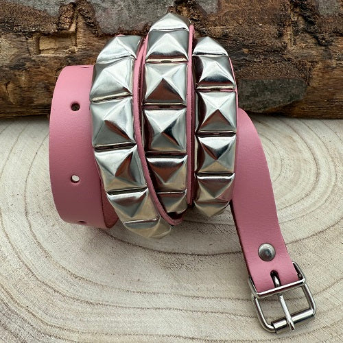 belt_leather-pyramid-studs_rose-rosa